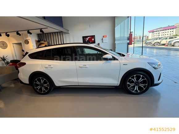 TR MOTORS ' DAN TEMİZ VE BAKIMLI FORD FOCUS STATİON WAGON