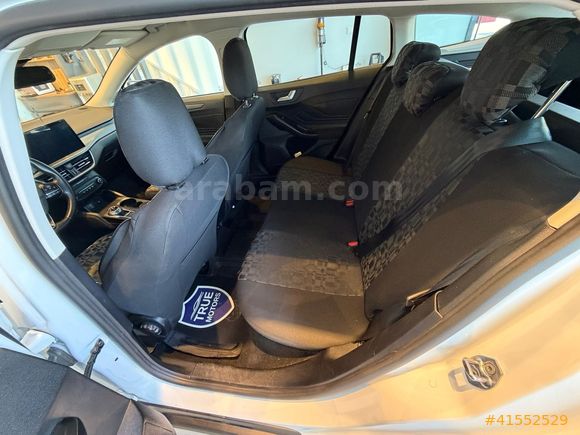 TR MOTORS ' DAN TEMİZ VE BAKIMLI FORD FOCUS STATİON WAGON