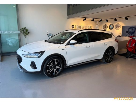TR MOTORS ' DAN TEMİZ VE BAKIMLI FORD FOCUS STATİON WAGON