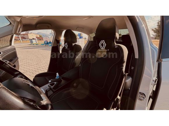 Sahibinden  HATASIZ,BOYASIZ,TRAMERSİZ touch MEGANE