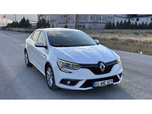 Sahibinden  HATASIZ,BOYASIZ,TRAMERSİZ touch MEGANE
