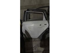 Hyundai İ 20 sol arka kapı 