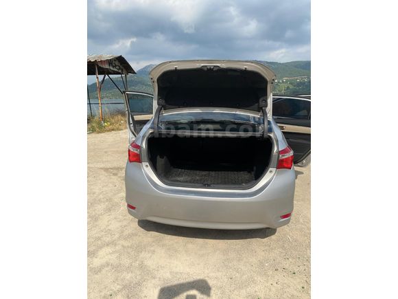Sahibinden Toyota Corolla 1.6 Advance 2015 Model