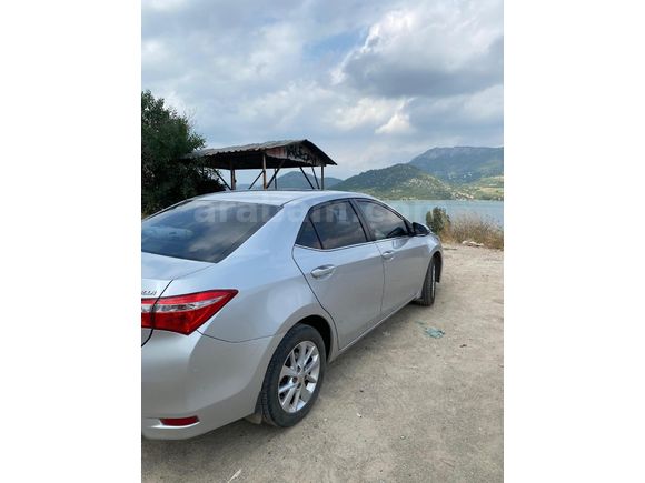 Sahibinden Toyota Corolla 1.6 Advance 2015 Model