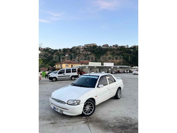 Sahibinden Ford Escort 1.6 Classic 1998 Model 