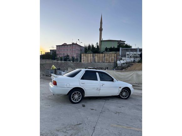 Sahibinden Ford Escort 1.6 Classic 1998 Model 