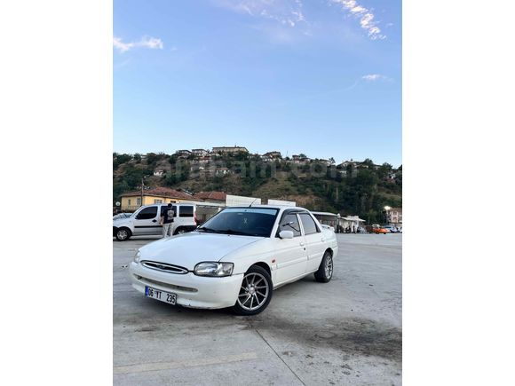 Sahibinden Ford Escort 1.6 Classic 1998 Model 