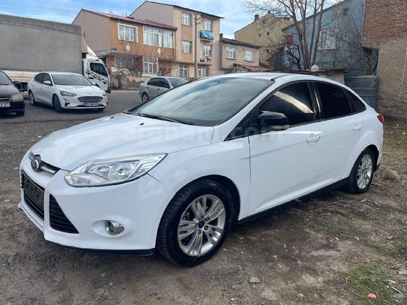 Sahibinden Ford Focus 1.6 Ti-VCT Trend X 2013 Model