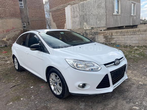 Sahibinden Ford Focus 1.6 Ti-VCT Trend X 2013 Model