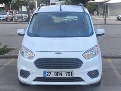 Galeriden Ford Tourneo Courier 1.5 TDCi Titanium 2021 Model Gaziantep