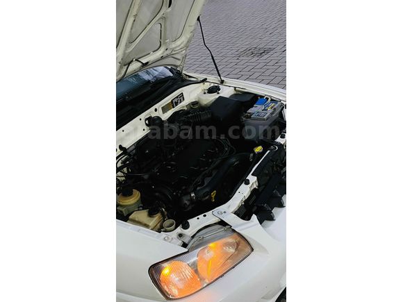 Sahibinden Hyundai Accent 1.3 LX 2001 Model 