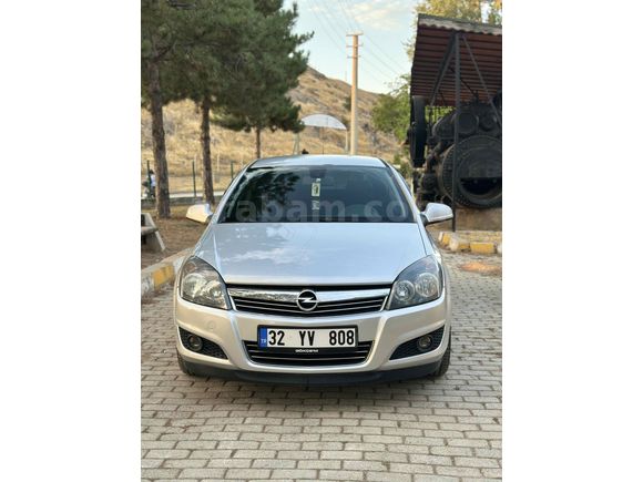 Sahibinden Hatasız Opel Astra 1.3 CDTI Essentia Confor 2011 Model  