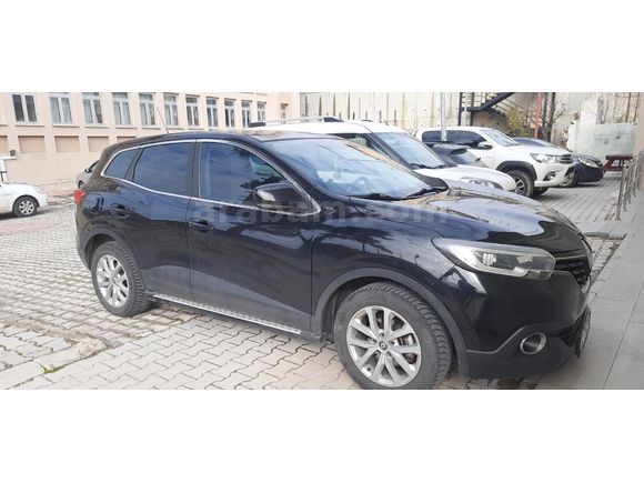Sahibinden Renault Kadjar 1.5 dCi Touch 2017 Model Isparta 128.000 km Siyah