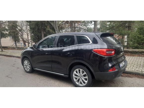 Sahibinden Renault Kadjar 1.5 dCi Touch 2017 Model Isparta 128.000 km Siyah
