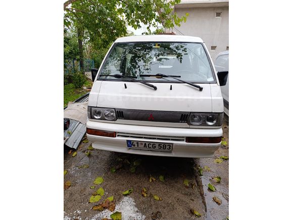 Sahibinden Mitsubishi L 300 Camlı Van 1999 Model