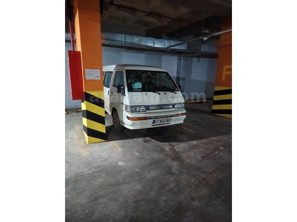 Sahibinden Mitsubishi L 300 Camlı Van 1999 Model