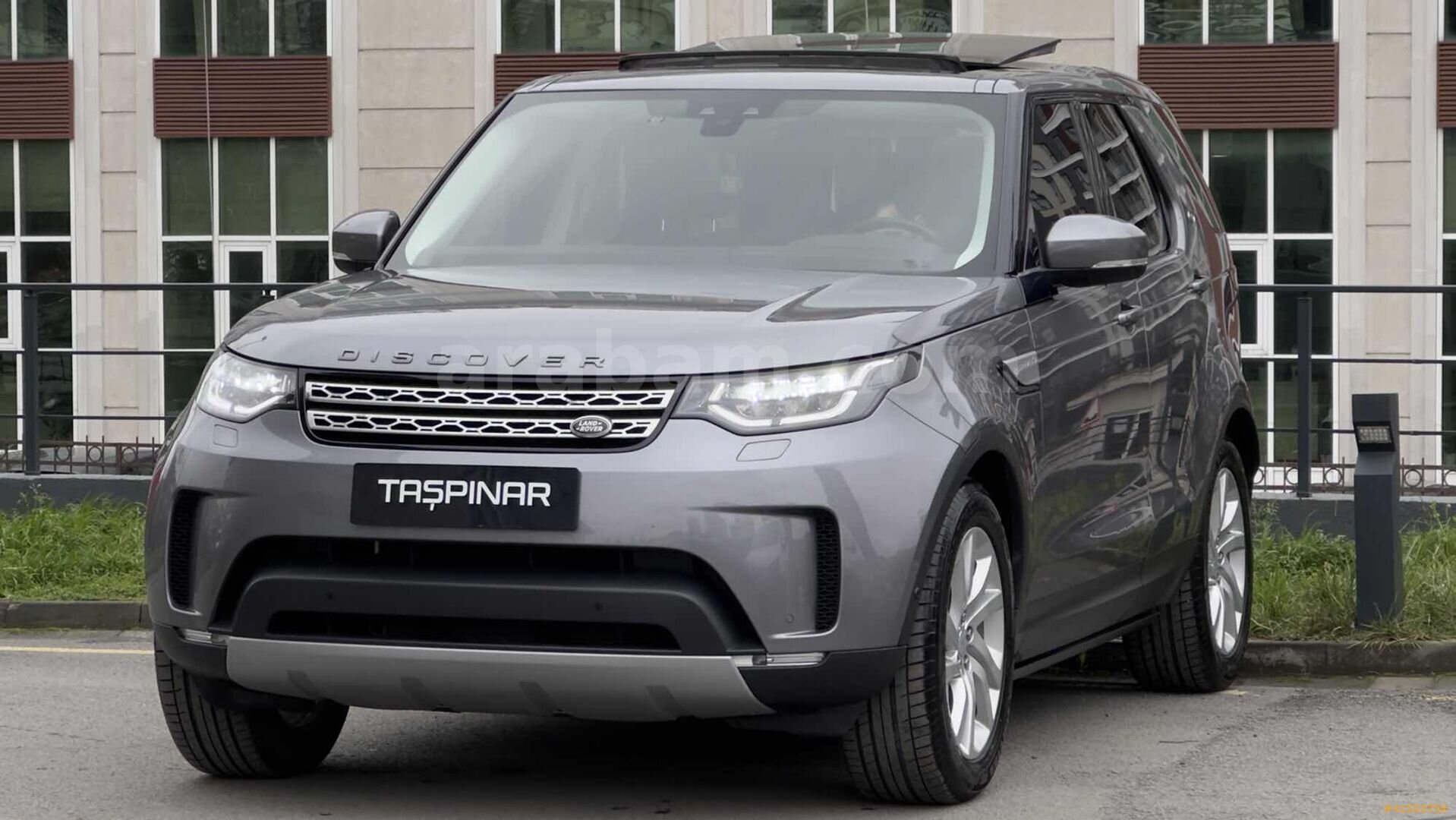 Galeriden Land Rover Discovery 2.0 SD4 HSE 2020 Model İstanbul 162.000 km Gri 6