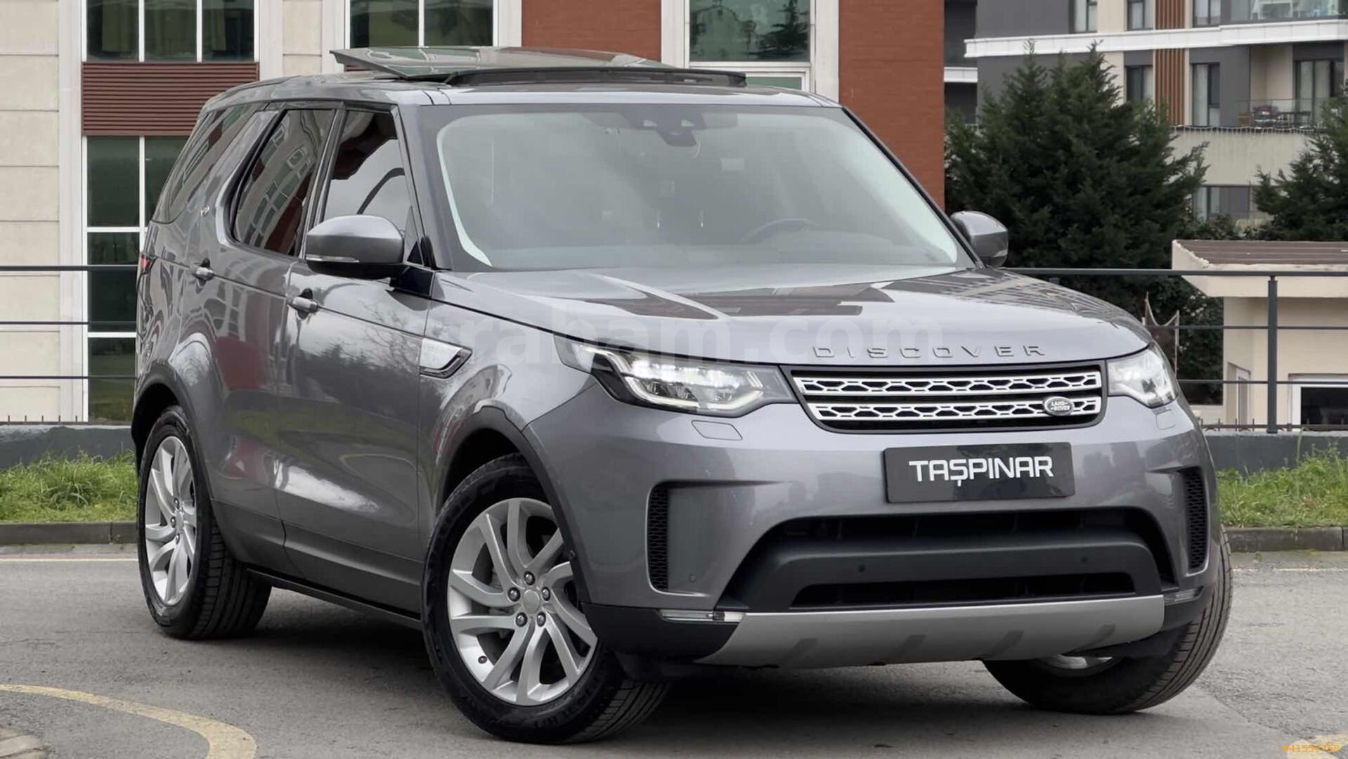 Galeriden Land Rover Discovery 2.0 SD4 HSE 2020 Model İstanbul 162.000 km Gri 2