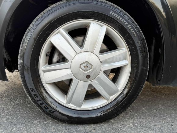 İlk elden kazasız servis bakımlı az kullanılmış acil