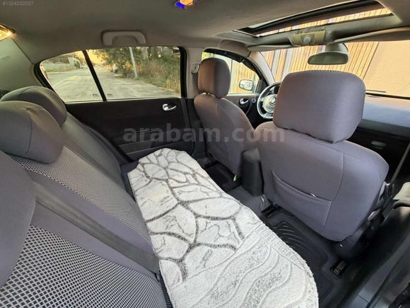 İlk elden kazasız servis bakımlı az kullanılmış acil
