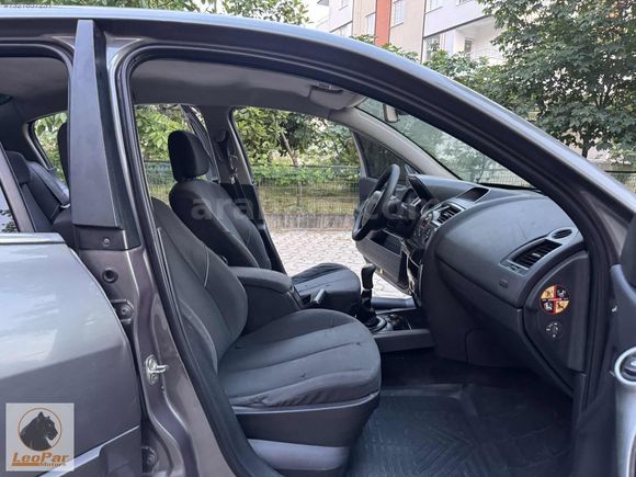 2005 MEGANE 1.5 DİNAMİK SEDAN MANUEL 360.BİN KM DE