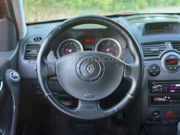 2006 MODEL MEGANE 1.5 DCİ MOTOR MEKANİK KUSURSUZ ARAÇ