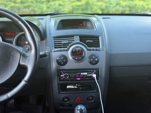 2006 MODEL MEGANE 1.5 DCİ MOTOR MEKANİK KUSURSUZ ARAÇ