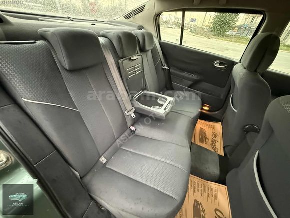 ASLAN OTOMOTİV' DEN 2005 MODEL TERTEMİZ MASRAFSIZ MEGANE
