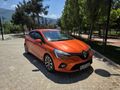 Sahibinden Renault Clio 1.0 TCe Touch 2020 Model  63.885 km Turuncu