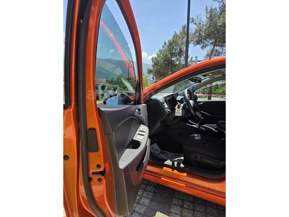 Sahibinden Renault Clio 1.0 TCe Touch 2020 Model  63.885 km Turuncu