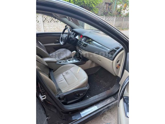 Acil Sahibinden Renault Laguna 2.0 dCi Dynamique 2010 Model 