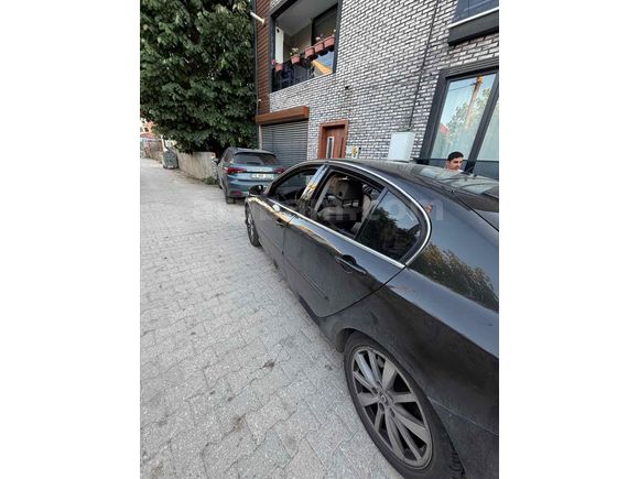 Acil Sahibinden Renault Laguna 2.0 dCi Dynamique 2010 Model 