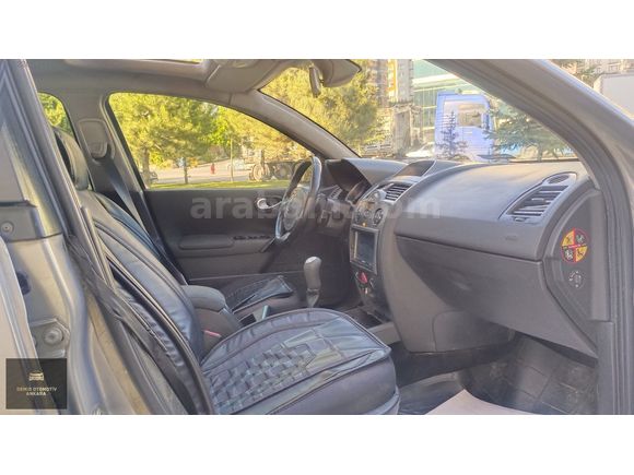 DEMİR OTOMOTİV'DEN 2006 MODEL MEGANE 1.5 DCİ DYNAMİC