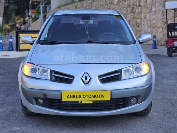 MEGANE 2 2006 MODEL 205 BİN KMDE