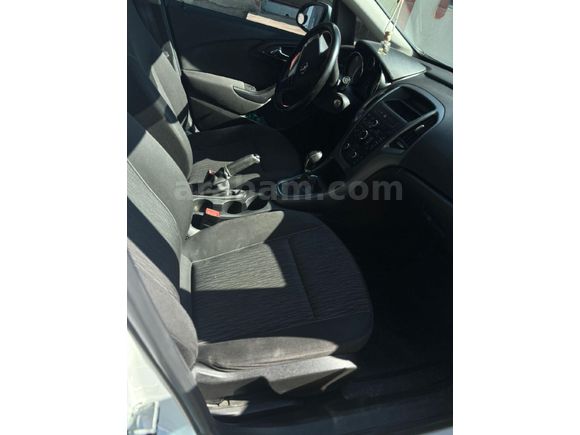 Sahibinden Opel Astra 1.6 Edition 2015 Model