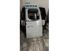 Mercedes Sprınter  sağ bagaj kapağı 
