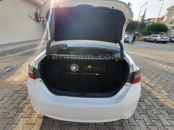 Değişensiz TOYOTA COROLLA 1.6 ADVANCE 132 BG
