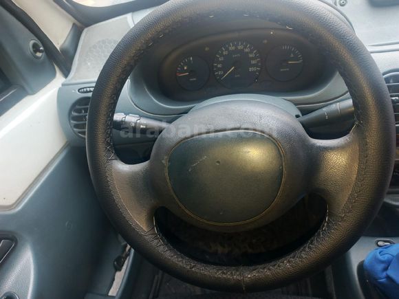 Sahibinden Renault Kangoo 1.9 D 2000 Model
