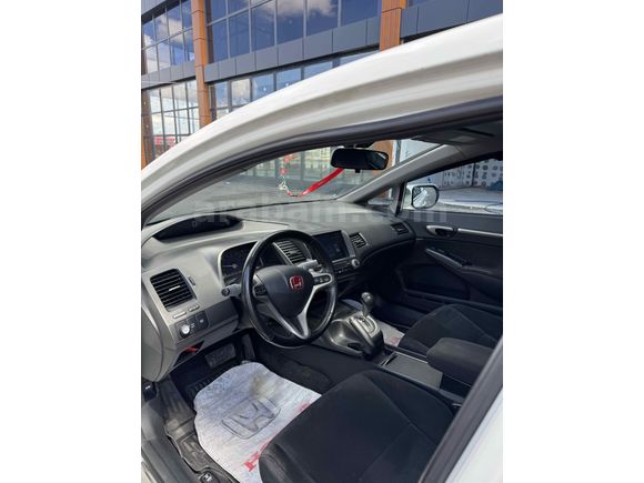 Sahibinden Honda Civic 1.6i VTEC Elegance 2011 Model 