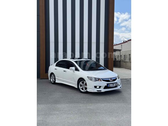 Sahibinden Honda Civic 1.6i VTEC Elegance 2011 Model 