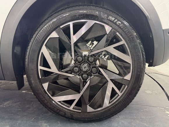 Renault Yetkili Bayi Günerlerden Captur Esprit Alpine