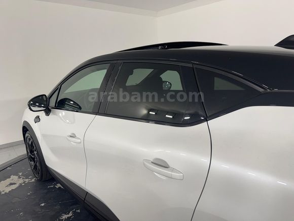 Renault Yetkili Bayi Günerlerden Captur Esprit Alpine