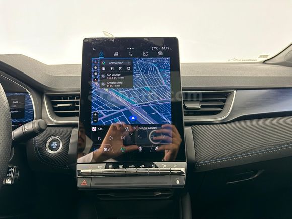 Renault Yetkili Bayi Günerlerden Captur Esprit Alpine