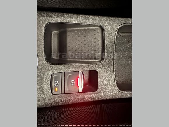 Renault Yetkili Bayi Günerlerden Captur Esprit Alpine