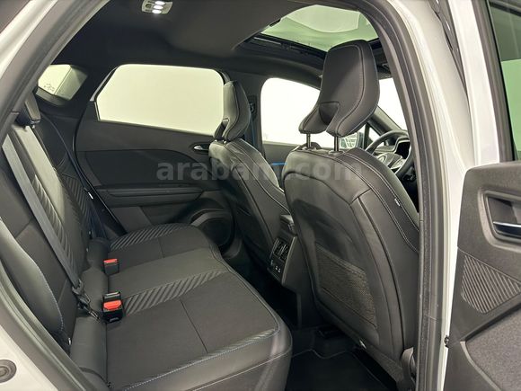 Renault Yetkili Bayi Günerlerden Captur Esprit Alpine