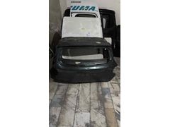 Dacia sandero bagaj kapağı 