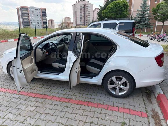 Sahibinden Skoda Rapid 1.6 TDI GreenTec Style 2016 Model Ankara
