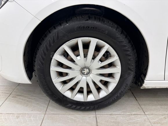 FUROTO'DAN 2015-PEUGEOT 308 1.2 PURETECH ACCESS-127.000 KM