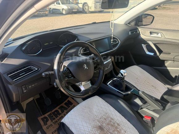 HATASIZ 2017 model Peugeot 308 1.2 puretech Active