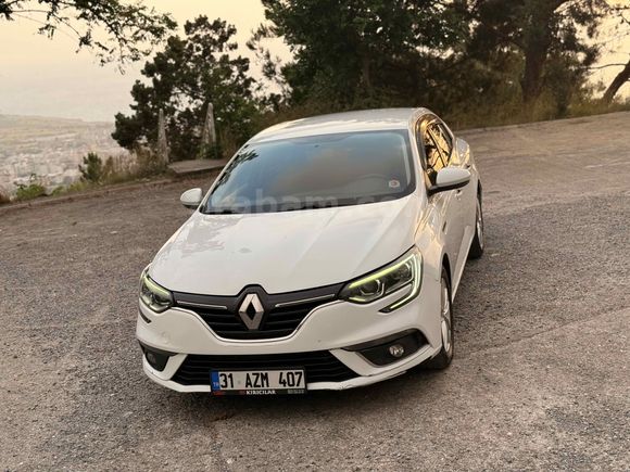 Sahibinden Renault Megane 1.5 Blue DCI Touch 2020 Model 
